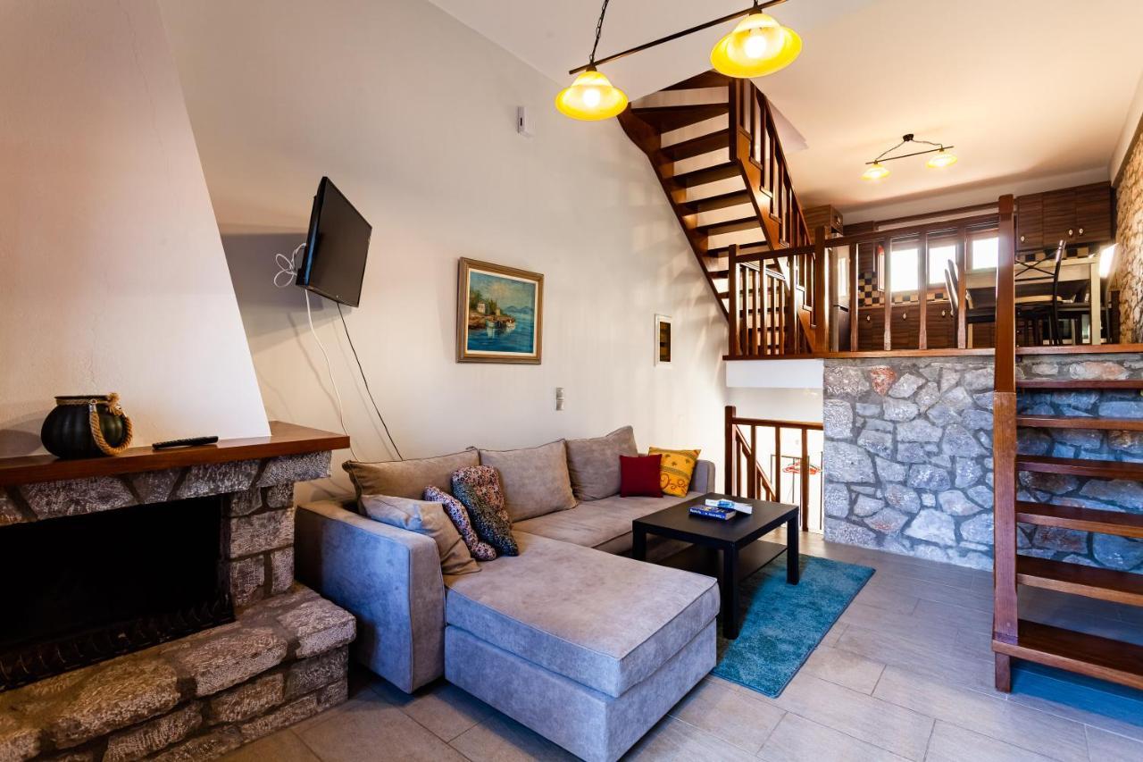 Seaside Dukes Villas Parálion Ástros Bagian luar foto