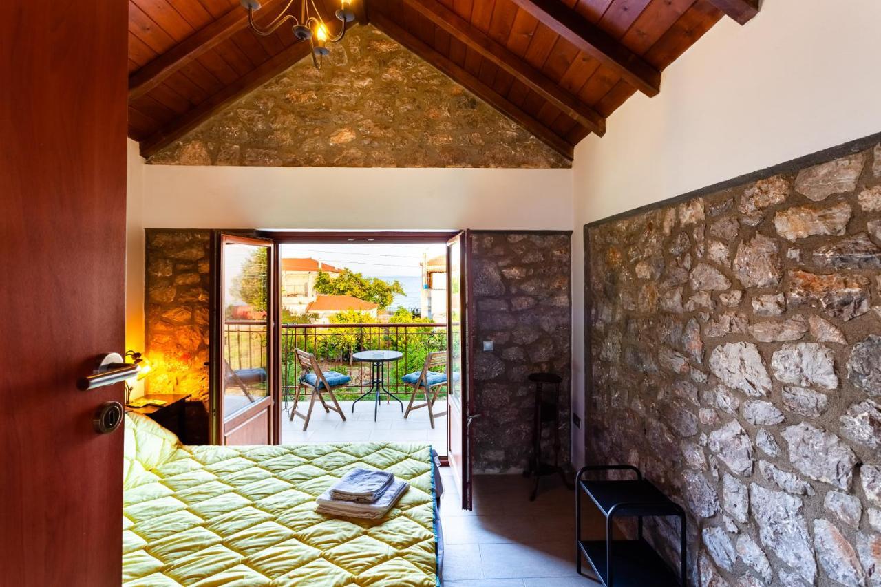 Seaside Dukes Villas Parálion Ástros Bagian luar foto