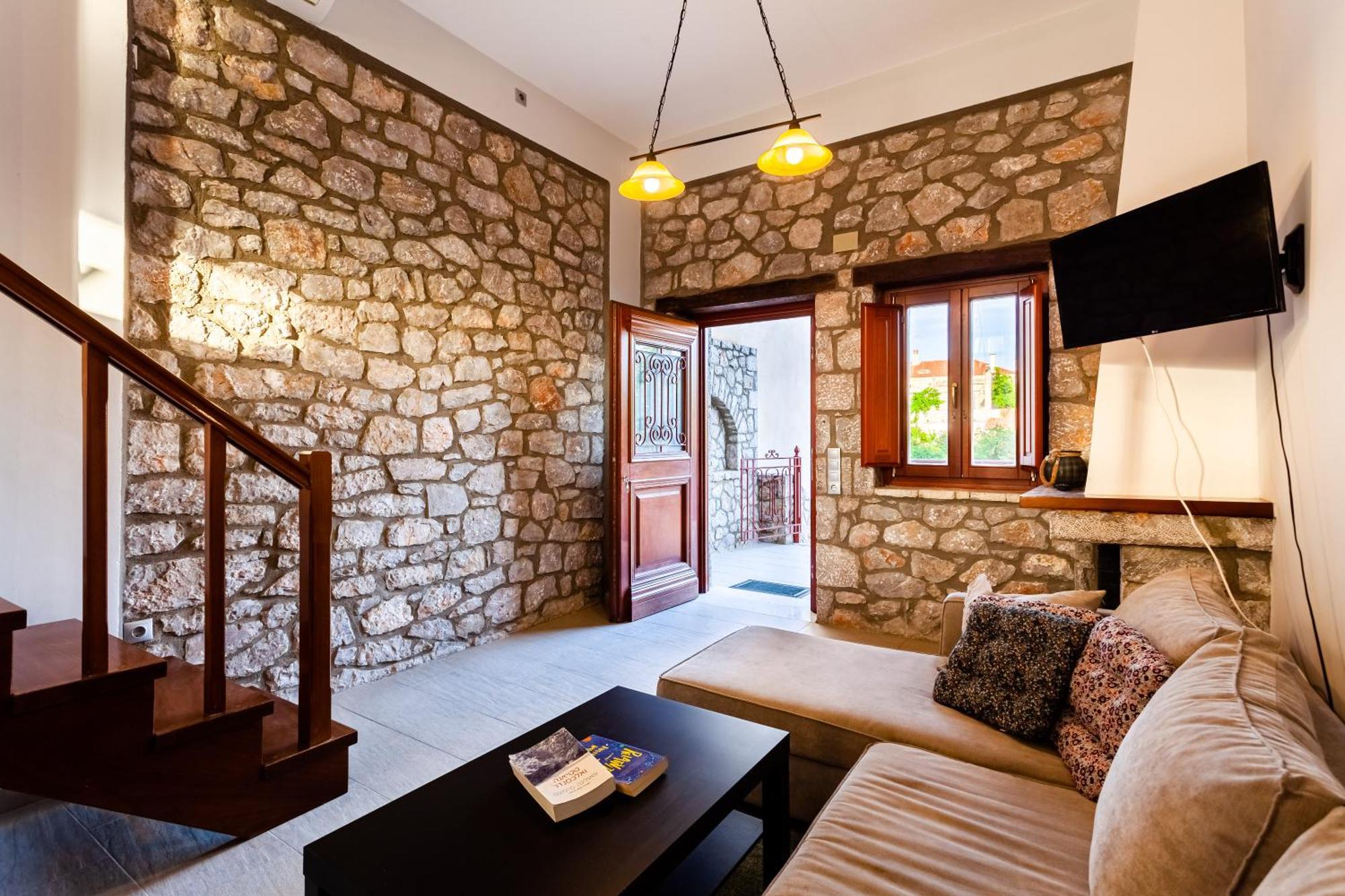 Seaside Dukes Villas Parálion Ástros Bagian luar foto
